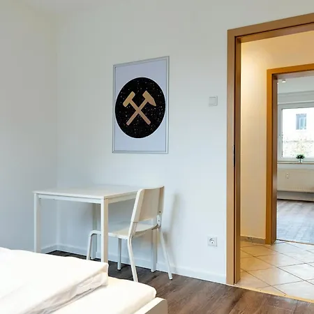 Budgetroom 3 Bedroom Perfect For Teams * Gelsenkirchen