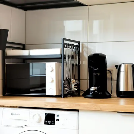 Budgetroom 3 Bedroom Perfect For Teams 아파트 겔젠키르헨