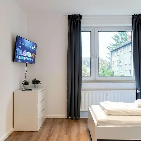 Budgetroom 3 Bedroom Perfect For Teams