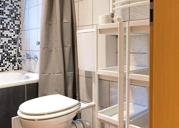 Budgetroom 3 Bedroom Perfect For Teams Gelsenkirchen